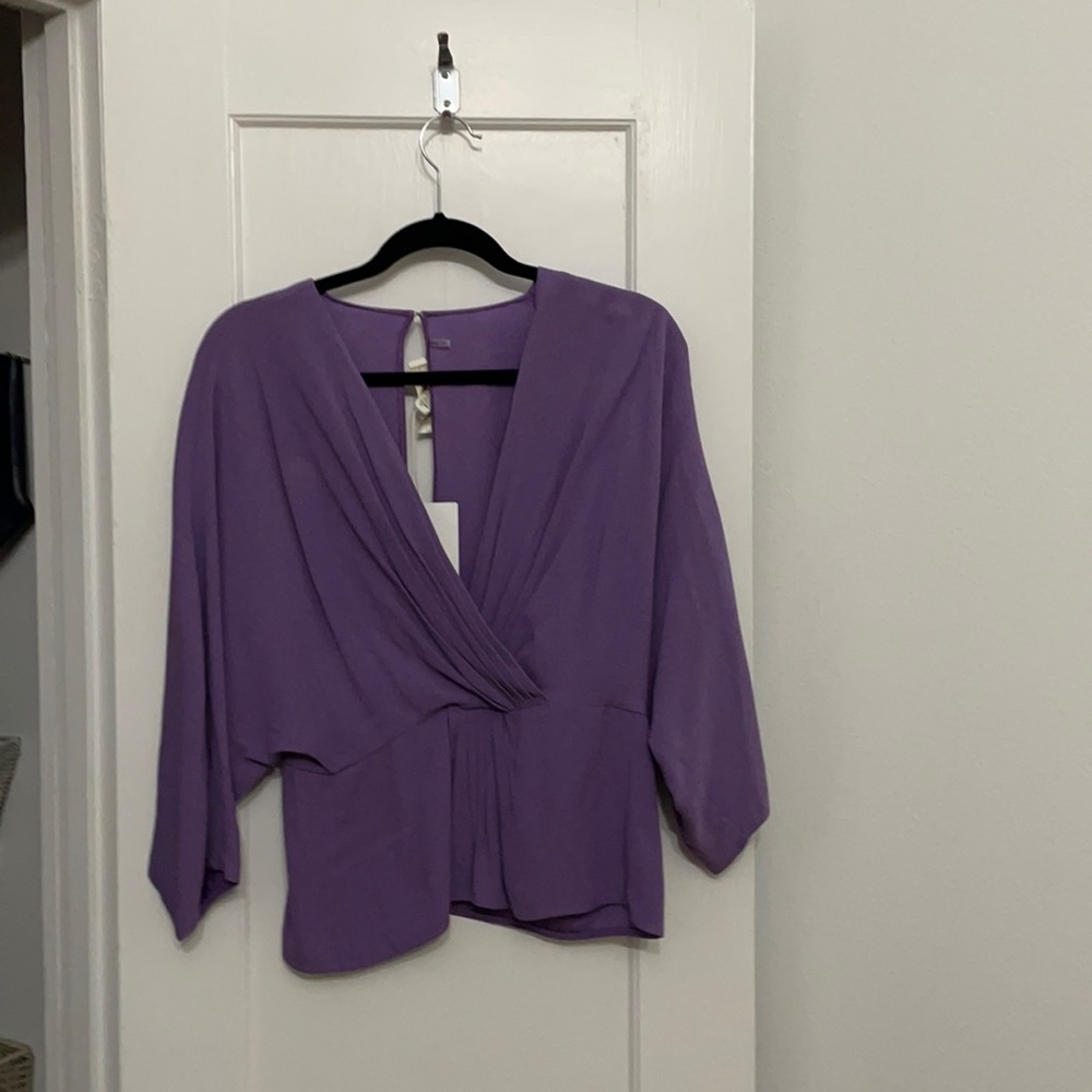 Lilac top size 6 Diane Von Furstenberg